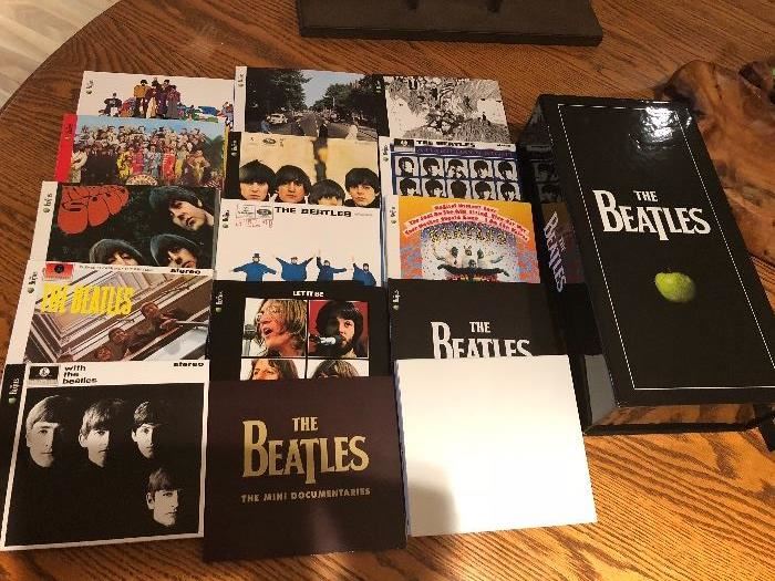 The Beatles CD collection (15)