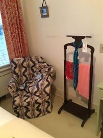 Men’s valet and wonderful chair