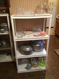 Tons of great kitchen items