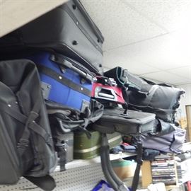 Luggage in all shapes and sizes in good or excellent condition. 