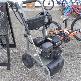 A nice 3000 psi Karcher pressure washer with all the nozzles. Tested and working good. 