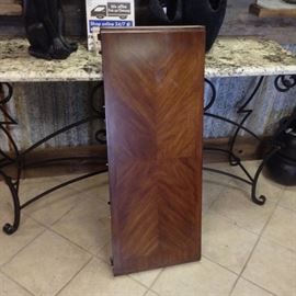 The elegance of Mediterranean style with the warm essence of the Islands resonate through the Casa Cristina Collection by Pulaski to create beautiful, livable furniture designed for today's lifestyle.
Carved apron & Carved legs; Table Comes w/ 6 Matching Chairs & 2 18"W Leafs; Made by Pulaski; $700; Retails @ $1,100; ref #: 19943