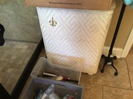 Bathroom - clothes hamper