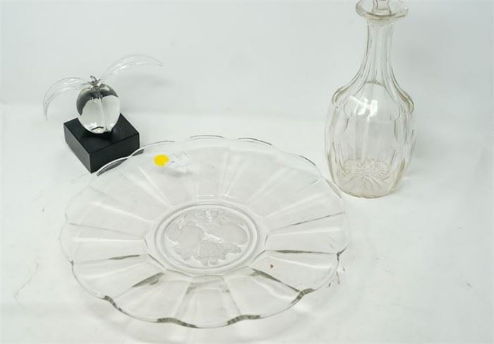 10. Lot of Three 3 Miscellaneous Glass Items