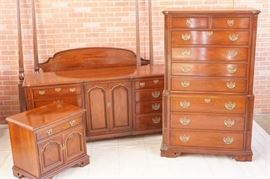 33. Georgian Style THOMASVILLE Four 4Piece Bedroom Suite