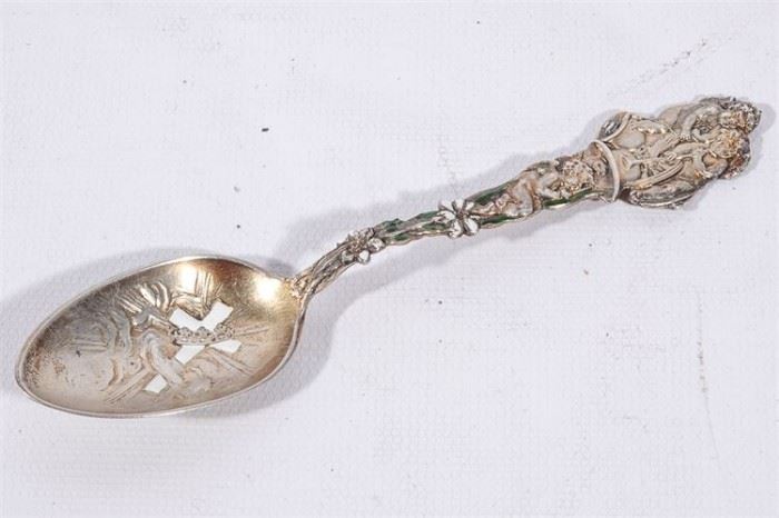 151. WALLACE Sterling Silver SouvenirHoliday Spoon