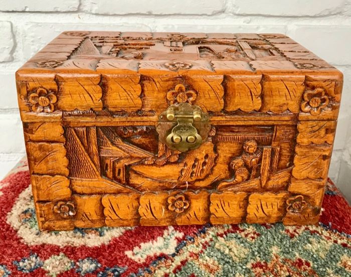 Wooden Chest. Asian. Carved. Vintage. Like New.
