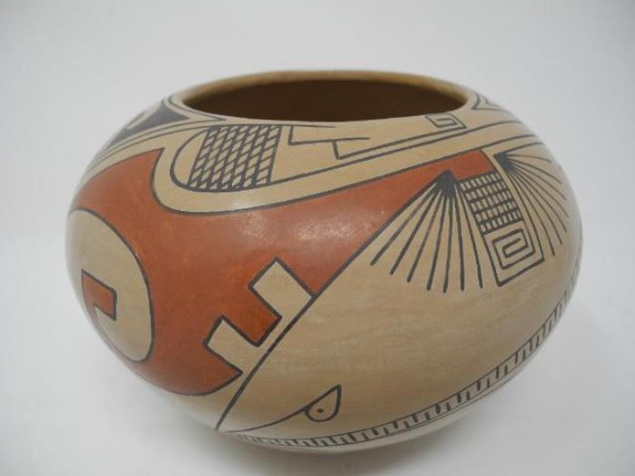 Mata Ortiz Handmade Polychrome Pottery Bowl by Nicolas Quezada