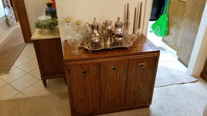 folding top buffet 