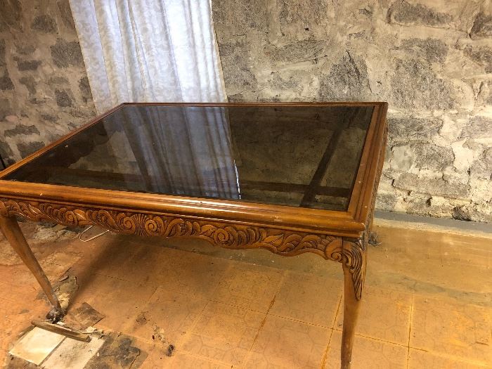 Glass Top Tabe with 4 Matching Chairs
