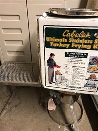 Just in time for Thanksgiving! Cabelas turkey fryer