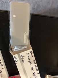 Charges Iphone or android
