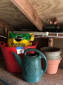 Assorted Pots and Potting Soil https://ctbids.com/#!/description/share/63684