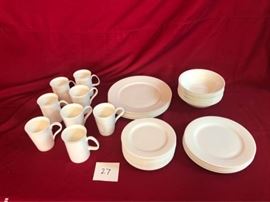 Pure Vanilla Fine Bone China https://ctbids.com/#!/description/share/63738
