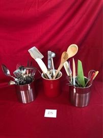 Loaded Utensil Holders
https://ctbids.com/#!/description/share/63743