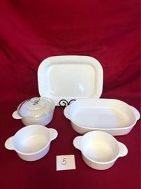 Corning Ware Assorted Serving Pieces         https://ctbids.com/#!/description/share/63784