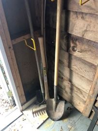 Outdoor Garden Tools https://ctbids.com/#!/description/share/63710