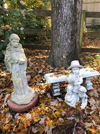 Outdoor Concrete Statues and Decor                https://ctbids.com/#!/description/share/63691