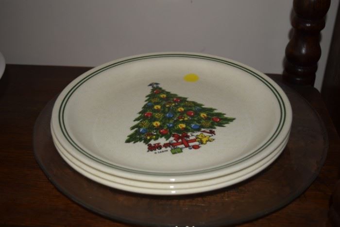Sabin Christmas Plates