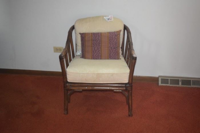 Accent Chair & Pillow