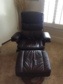 #3	Lane Brown Leather  Chair/Recliner w/ottoman	 $300.00 

