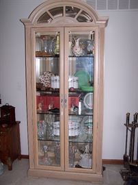 Beautiful Curio/Display Cabinet
