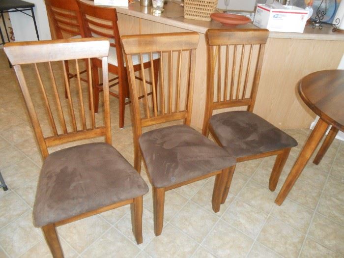3 chairs/only