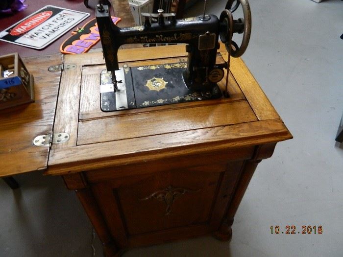 antique sewing machine