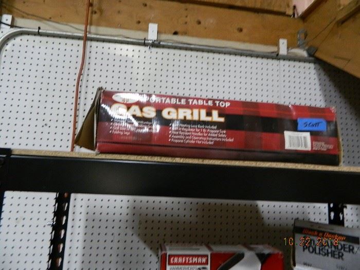 gas grill