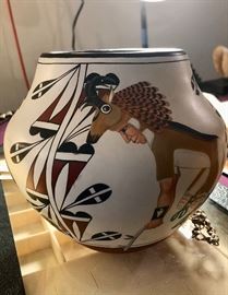 Elizabeth Medina Pueblo pottery -Zia