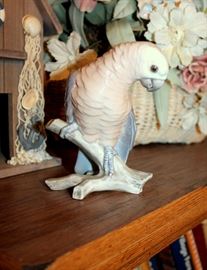 Bing & Grondahl parrot figurine #2019