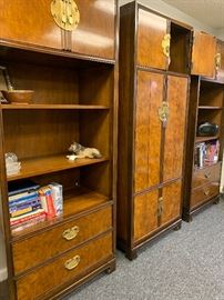 Again, Beautiful Drexel wall units.  Only sold in the finest furniture shops.  Can be used together or seperated.