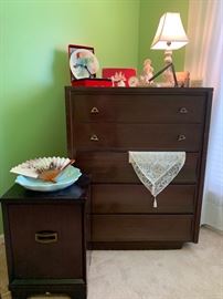 Antique dresser, chest of drawers and bed side table. 