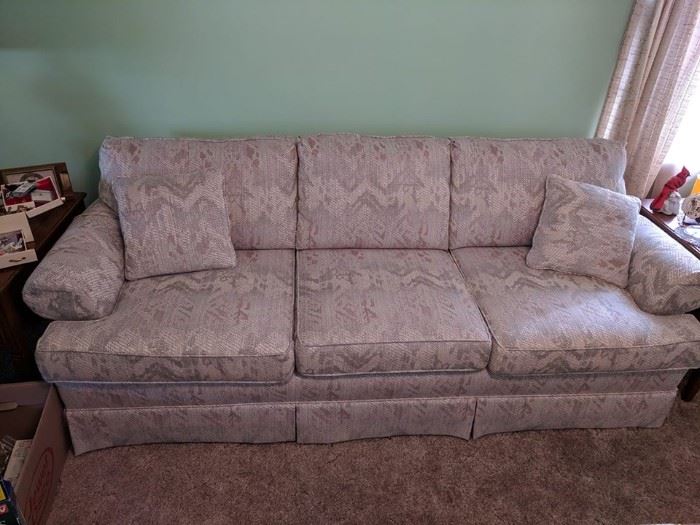 Berne Couch