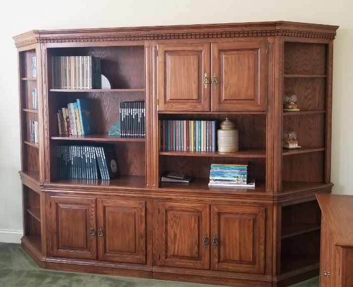 Beautiful office shelving unit in excellent condition, measures 78" x 114" x 19"