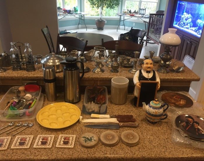 New and like new kitchen items
