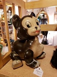 Disney cat Figaro