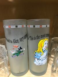 Alice in Wonderland Glass Set