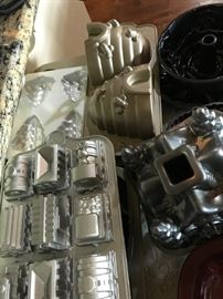 Fine Baking Molds
