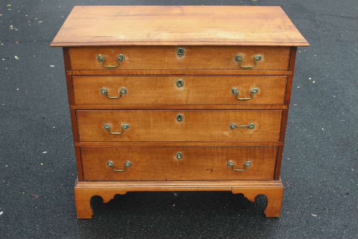 American 4 drawer chest