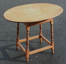 oval tavern table