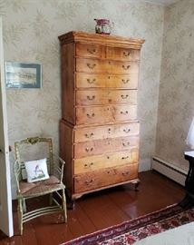 QA Maple chest on chest