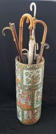 Rose Medallion umbrella stand