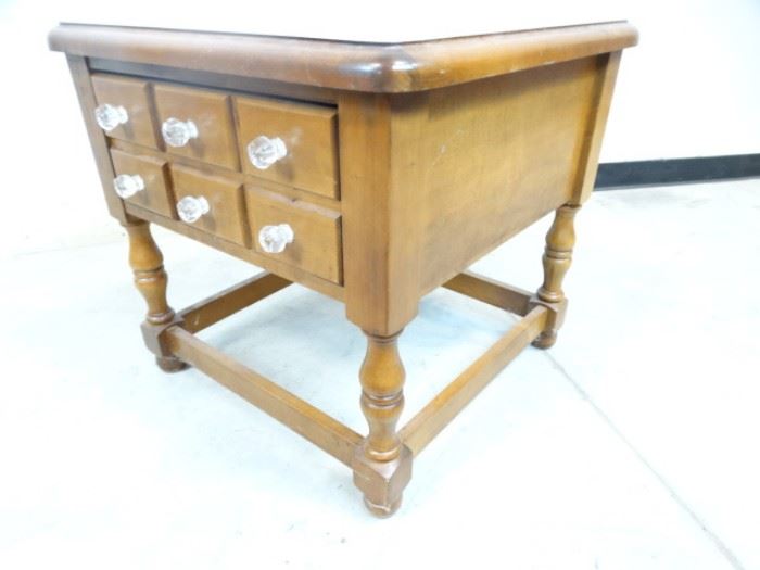 Early American Style End Tale with Drawer