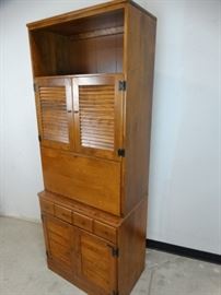 Ethan Allen Early American Bar Cabinet