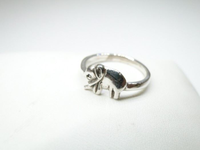 Cute 925 Silver Elephant Ring Size 5.5