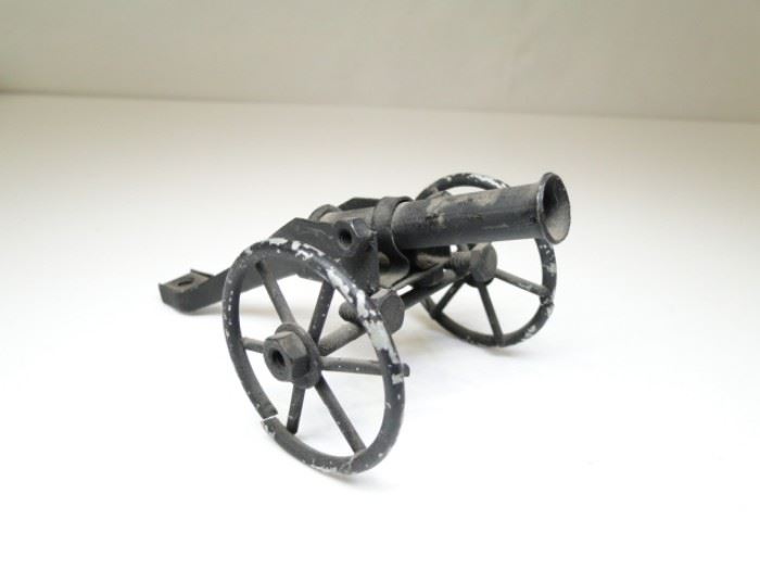 Handmade Decorative Black Metal Vintage Style
