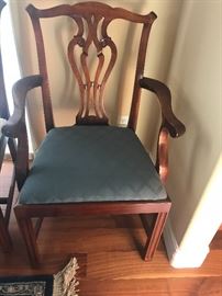 Chairs to dining table