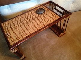 Bed tray