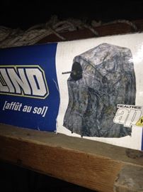 "One Man Chair Blind"